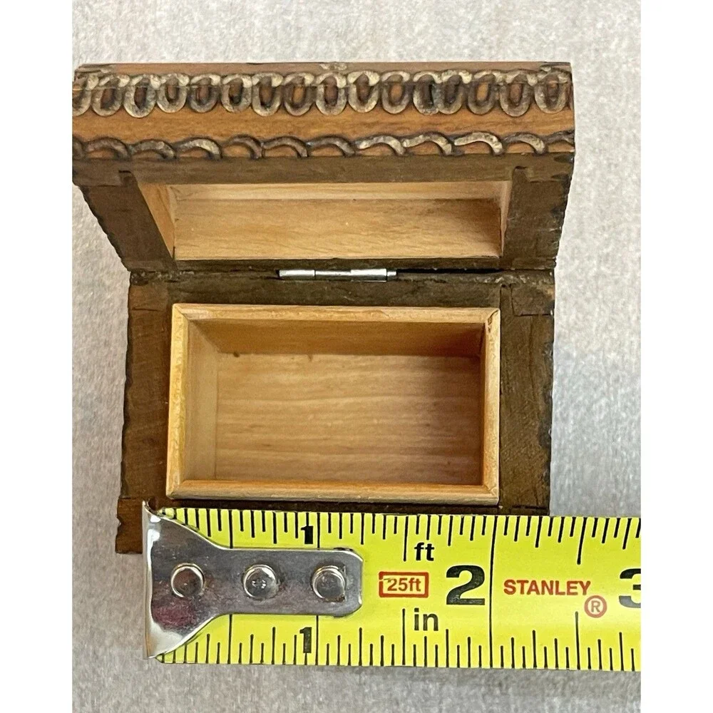 Vintage Floral Sunflower Daisy Miniature Trunk Trinket Box Hand Carved 2.5